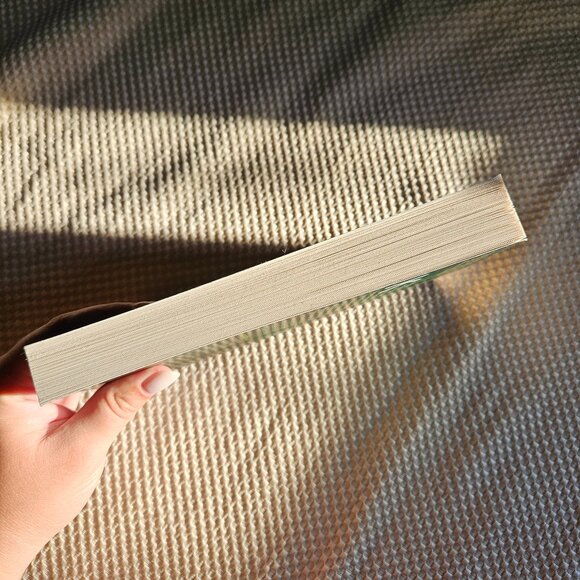 4/$40 Kevin Richardson, Tony Park - Part of the Pride - Paperback - Picture 3 of 5